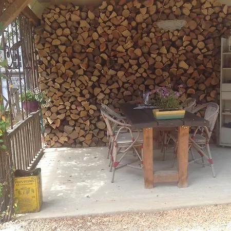 Avec Plaisir Panzió Saint-Plaisir